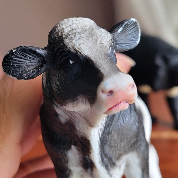 Lot of 3 Sturdy Animal Cow/ Black/Brown Bear Moon Bear WS Grizzly Bear 2005/2017 - Picture 11 of 12